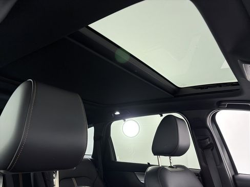 Used 2025 MAZDA CX-90 Plug-In Hybrid w/ Premium Plus image 32