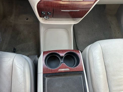 Used 2012 Toyota Sienna XLE image 20