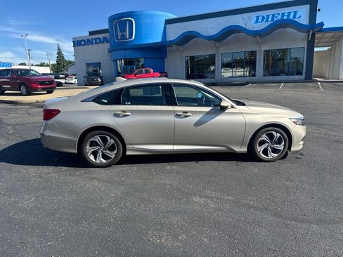 Used 2020 Honda Accord EX-L image 8