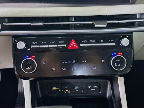 Used 2025 Hyundai Tucson SEL image 24