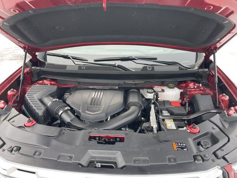 Certified 2025 GMC Acadia Denali w/ Super Cruise Package image 28