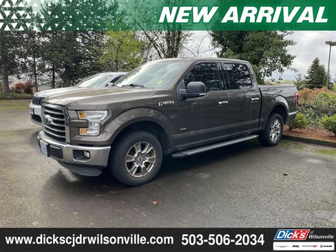Used 2015 Ford F150 XLT w/ Equipment Group 302A Luxury image 1