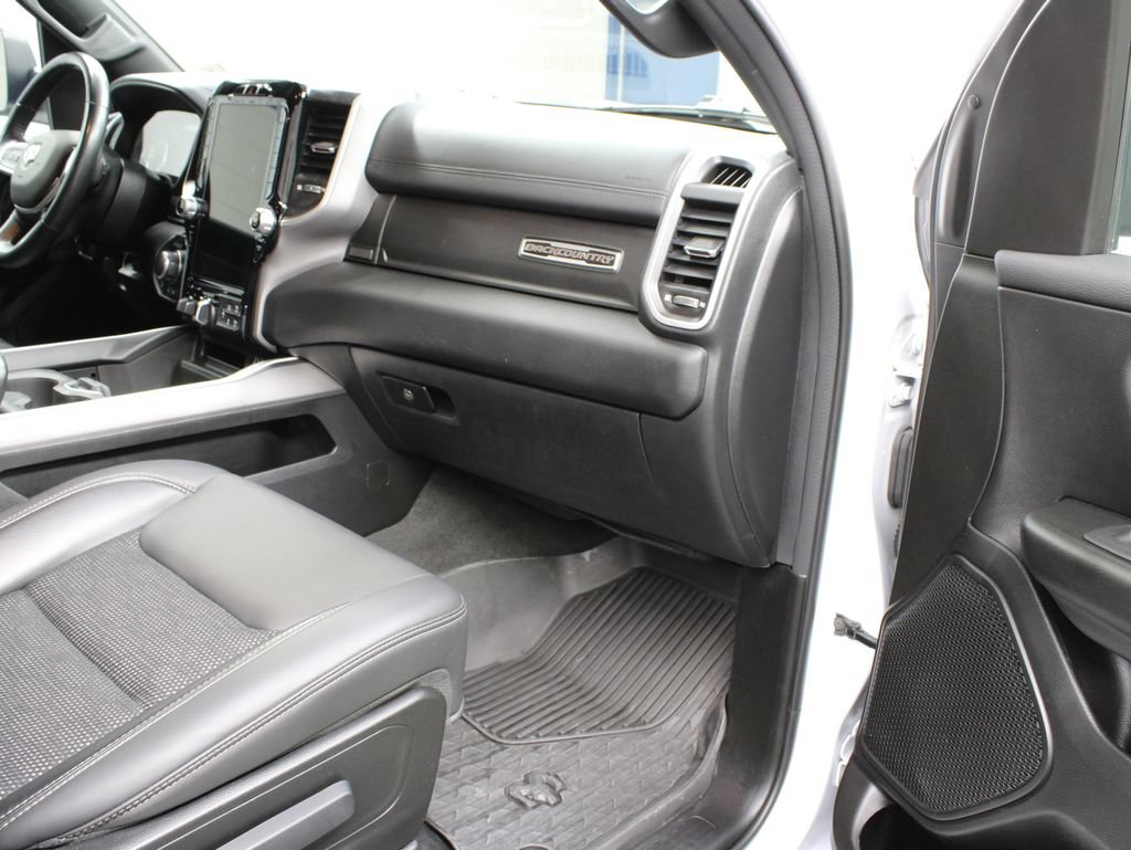 Used 2023 RAM 1500 Big Horn AWD/4WD image 32