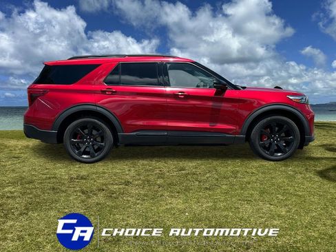 Used 2022 Ford Explorer ST w/ Equipment Group 401A AWD/4WD image 9
