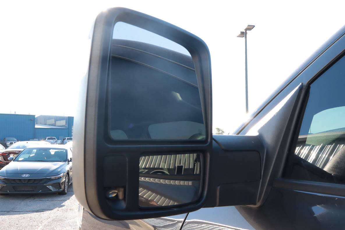 Used 2024 RAM 2500 Big Horn w/ Night Edition AWD/4WD image 21