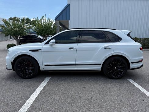 Used 2021 Bentley Bentayga Speed AWD/4WD image 4