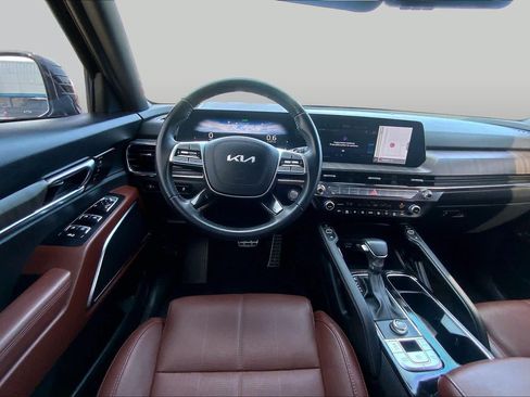 Used 2025 Kia Telluride SX FWD image 6