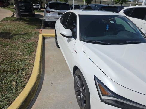 Used 2024 Acura Integra A-Spec FWD image 2