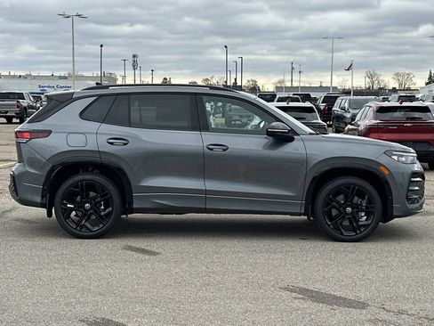 New 2026 Volkswagen Tiguan SE R-Line image 6