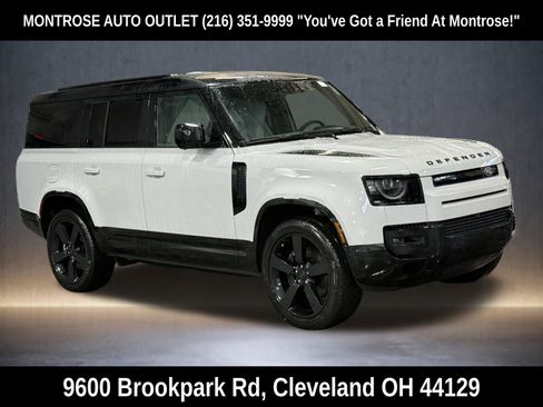 New 2026 Land Rover Defender 130 X-Dynamic SE image 7