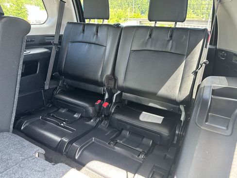 Used 2024 Toyota 4Runner SR5 Premium w/ Moonroof Package AWD/4WD image 15