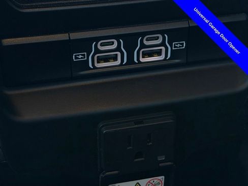 Used 2025 RAM 1500 Lone Star image 25