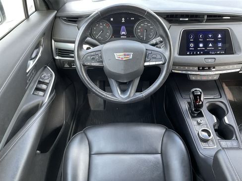 Used 2023 Cadillac XT4 Premium Luxury w/ Technology Package AWD/4WD image 11