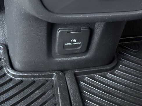Used 2023 GMC Terrain AT4 AWD/4WD image 24