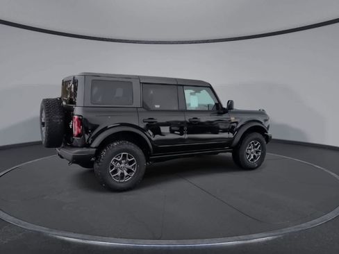 New 2025 Ford Bronco Badlands image 8