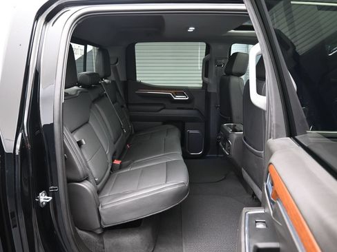 Used 2023 GMC Sierra 1500 Denali w/ Denali Reserve Package AWD/4WD image 12