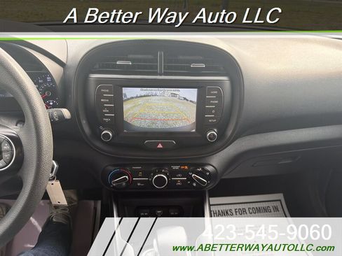 Used 2021 Kia Soul LX FWD image 12
