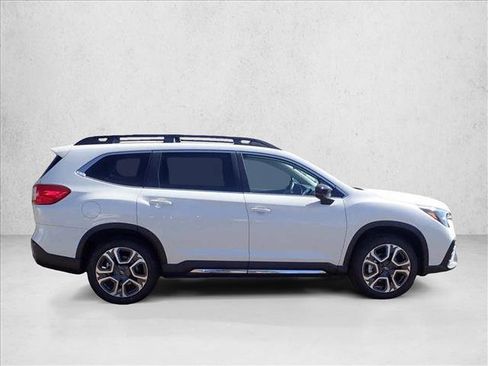 New 2026 Subaru Ascent Limited image 5