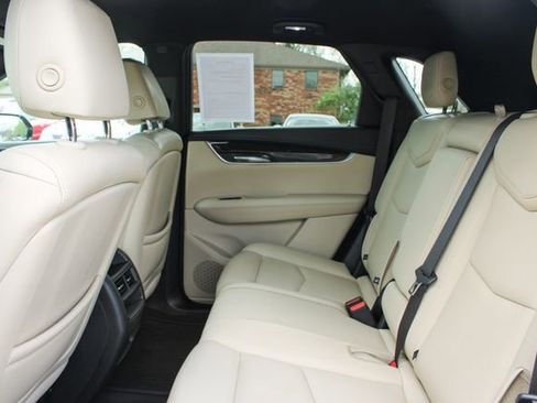 Used 2019 Cadillac XT5 AWD image 31