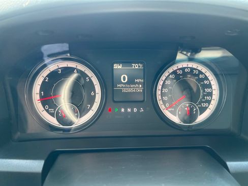 Used 2018 RAM 1500 Express w/ Express Value Package RWD image 26