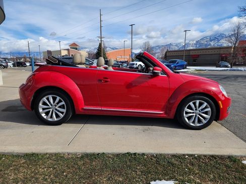 Used 2014 Volkswagen Beetle TDI image 4