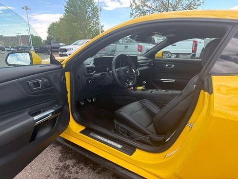 Used 2024 Ford Mustang GT Premium RWD image 14