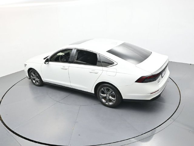 Used 2023 Honda Accord EX image 39