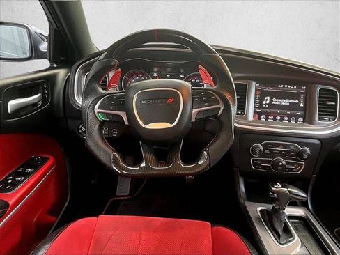 Used 2019 Dodge Charger Scat Pack w/ Dynamics Package RWD image 6