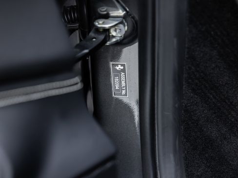 Used 2021 Ferrari F8 Tributo image 34