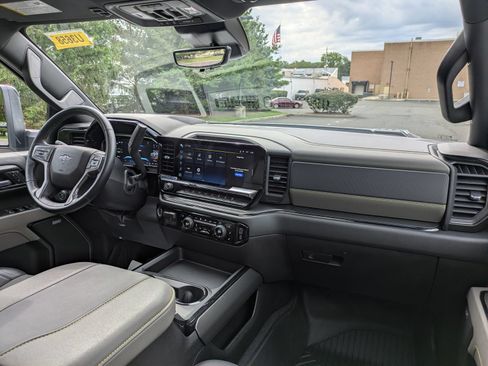 Used 2026 Chevrolet Silverado 2500 ZR2 w/ ZR2 Bison Edition AWD/4WD image 15