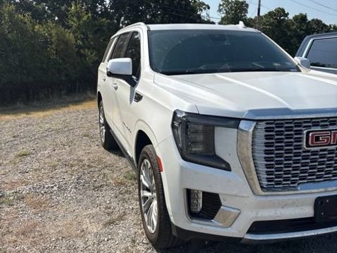 Used 2023 GMC Yukon Denali w/ Denali Reserve Package RWD image 3