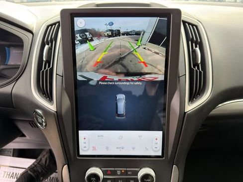 Used 2022 Ford Edge SEL w/ Convenience Package image 21