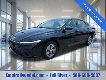 Used 2025 Hyundai Elantra SE