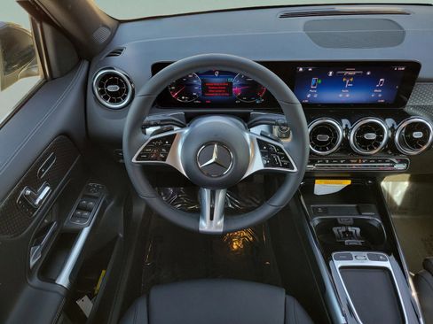 Certified 2026 Mercedes-Benz GLB 250 image 15