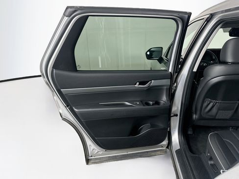 Used 2025 Hyundai Palisade SEL FWD image 26