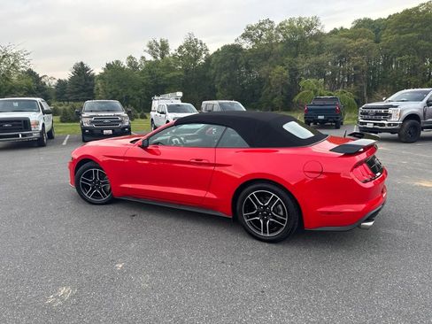 Used 2022 Ford Mustang Premium RWD image 4