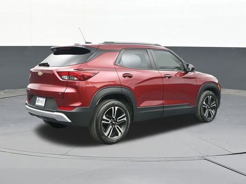 Used 2025 Chevrolet TrailBlazer LT w/ LT Cold Weather Package image 15