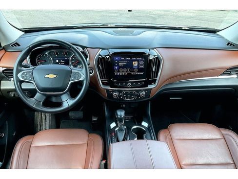 Used 2021 Chevrolet Traverse High Country AWD/4WD image 17