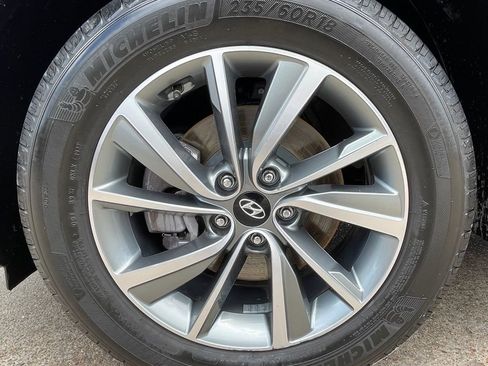 Used 2019 Hyundai Santa Fe FWD image 16