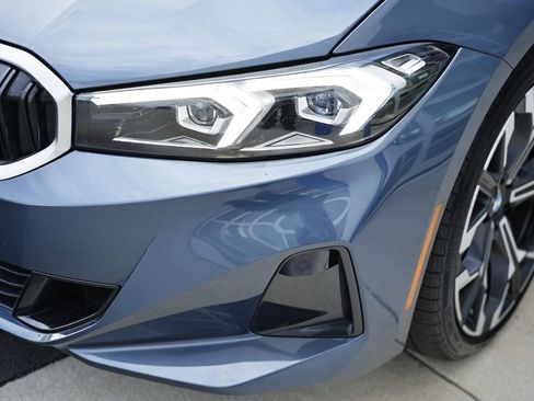 Used 2025 BMW 330i Sedan w/ M Sport Package RWD image 13