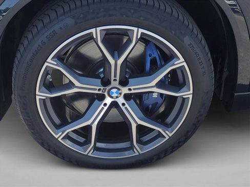 Used 2026 BMW X5 M60i image 25
