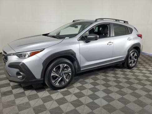 Used 2025 Subaru Crosstrek 2.5i Premium AWD/4WD image 8
