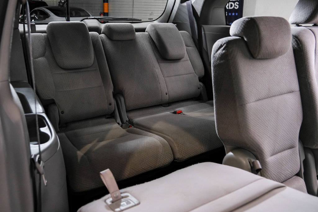 Used 2016 Honda Odyssey SE image 48