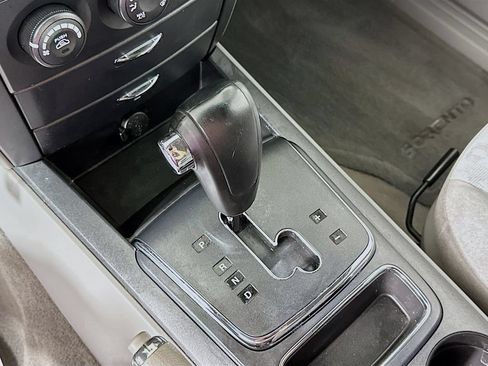Used 2008 Kia Sorento 2WD image 16