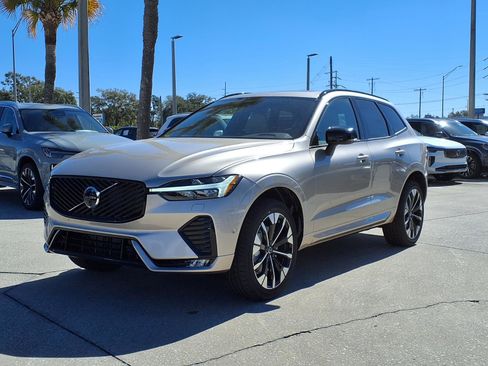New 2026 Volvo XC60 B5 Plus w/ Protection Package Premier image 3