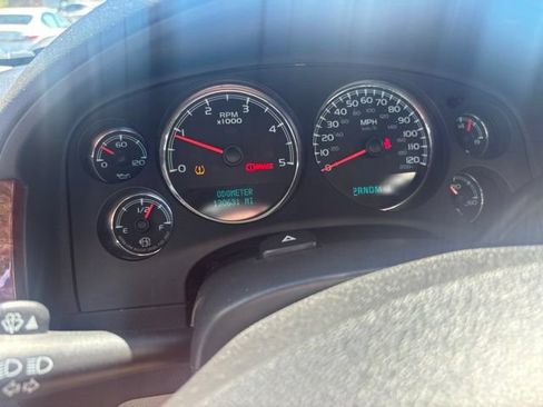 Used 2008 Chevrolet Silverado 2500 LTZ w/ Safety Package AWD/4WD image 11