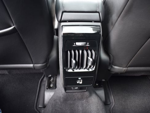 Used 2023 Jeep Compass High Altitude w/ Driver Assist Group I image 28