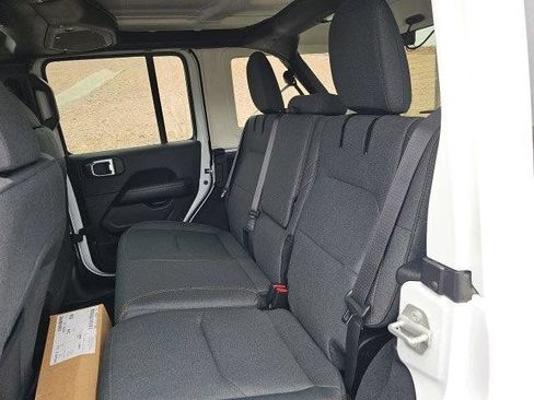New 2024 Jeep Wrangler Unlimited Sahara w/ Safety Group AWD/4WD image 15