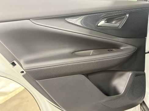 Used 2024 Chevrolet Blazer EV LT image 22