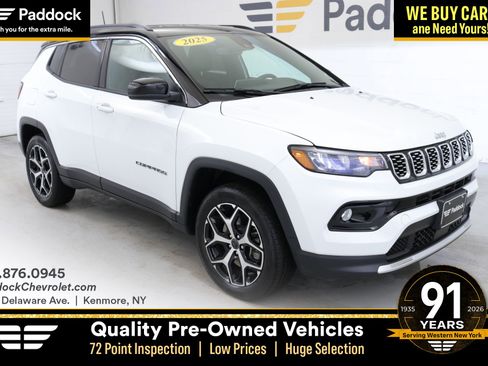 Used 2025 Jeep Compass Limited image 1